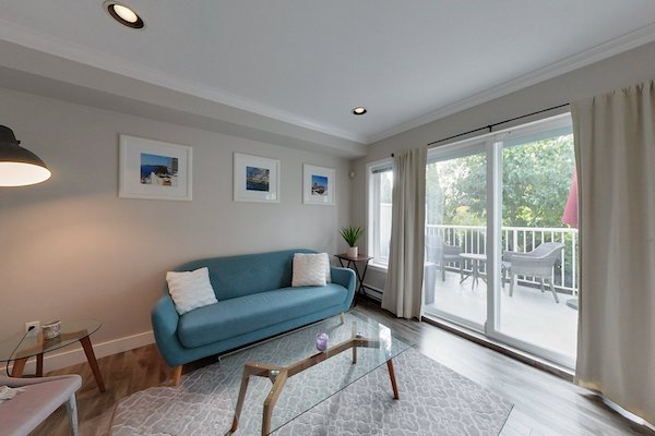 iGuide in 4-901 Clarke Rd, Port Moody, BC